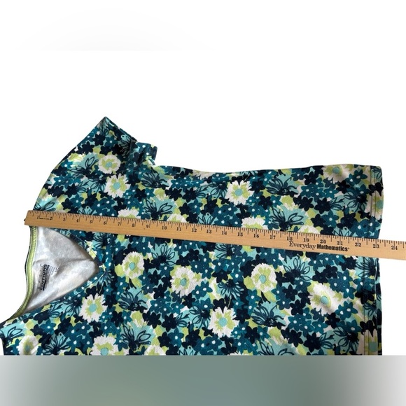 Basic Editions Blue Floral Short Sleeve Tee Size S Casual Floral - Picture 3 of 6